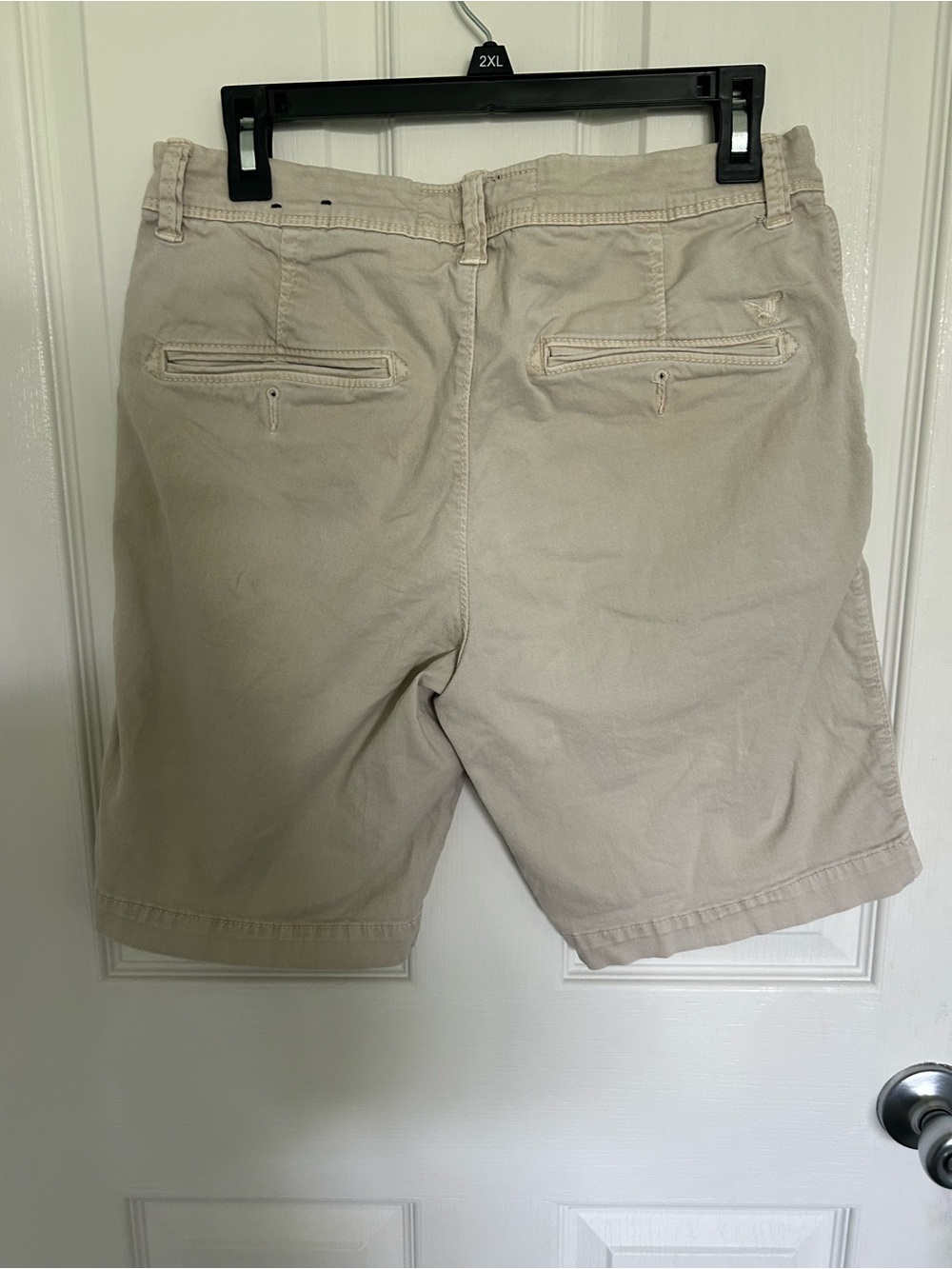 American Eagle Outfitters Khaki Shorts| Men’s Size 30 - Picture 3 of 5